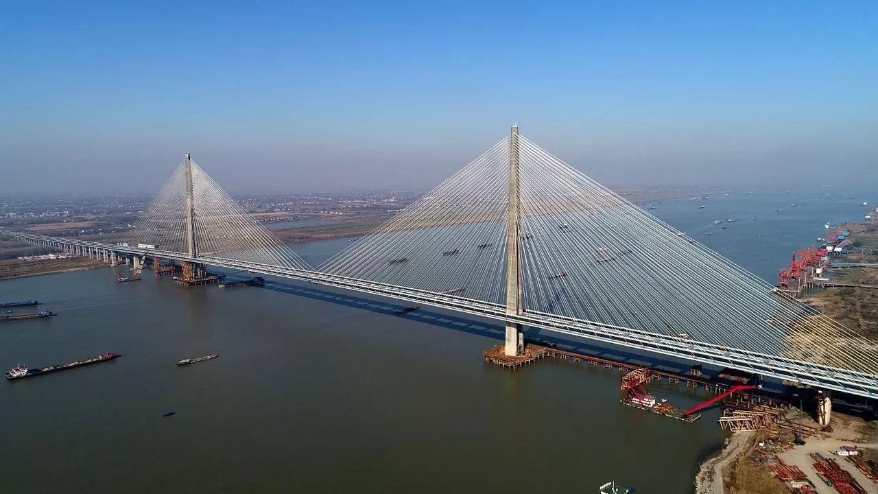 长江投资股票最新动态,多维度视角下的深度观点分析